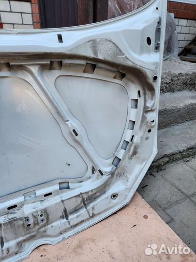 Volkswagen polo Капот 10-14г