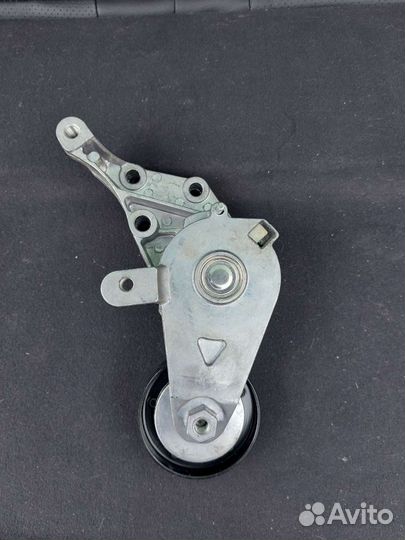 Ремень генератора и ролик