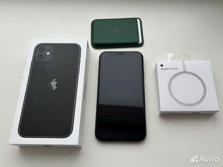 iPhone 11, 64 ГБ