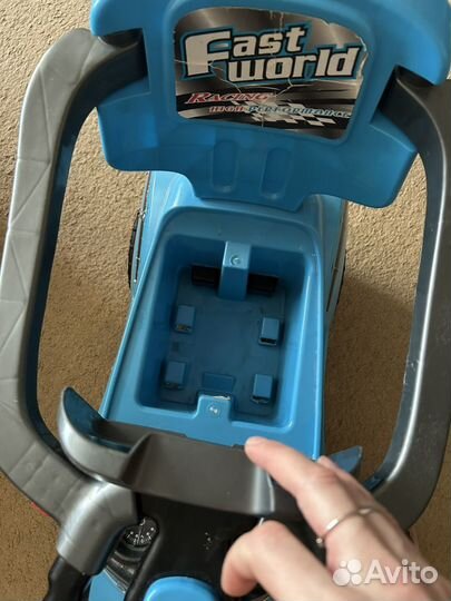 Машина детская с родительской ручкой