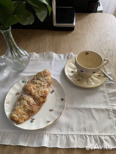 Посуда фарфор с цветами