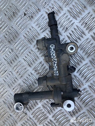 Клапан ограничения давления системы AdBlue Mercede