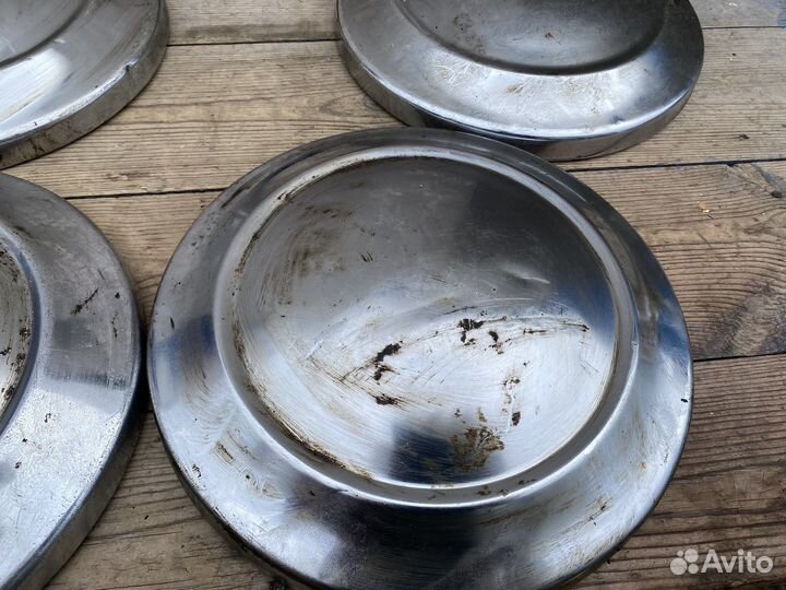 Колпаки на автомобиль Волга СССР винтаж, ретро