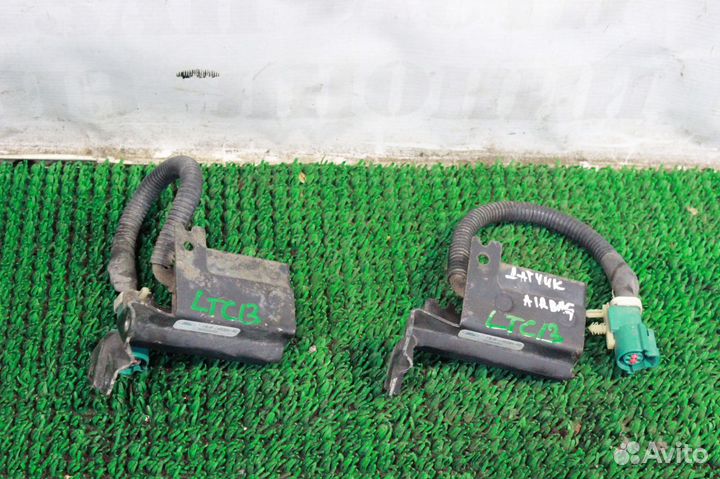 Датчики удара Lincoln Town Car 2 97г