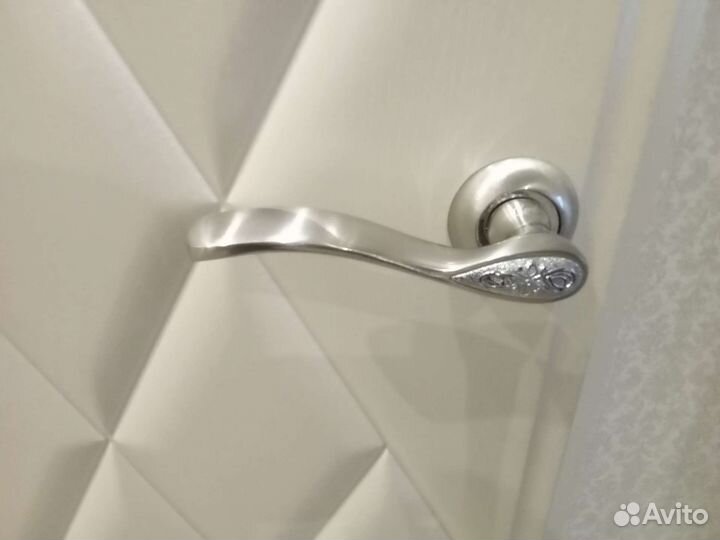 Двери межкомнатные б.у. 6 штук