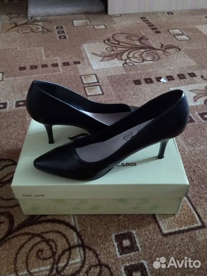 Туфли женские 37 размер эконика