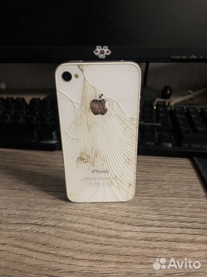iPhone 4S, 16 ГБ