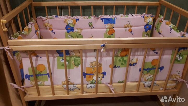 Бортики в кроватку