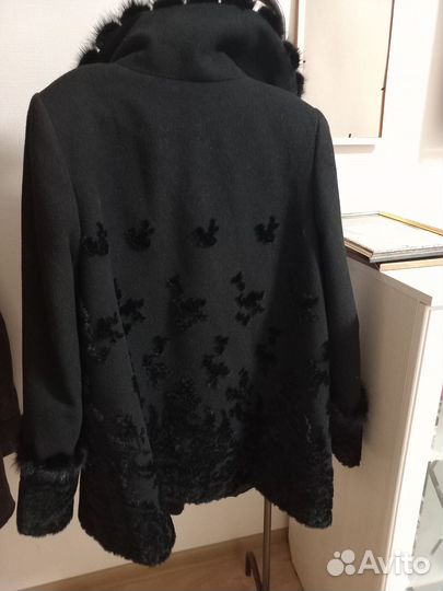 П/ пальто демисезонное, дизайнерское, нат. Шерсть