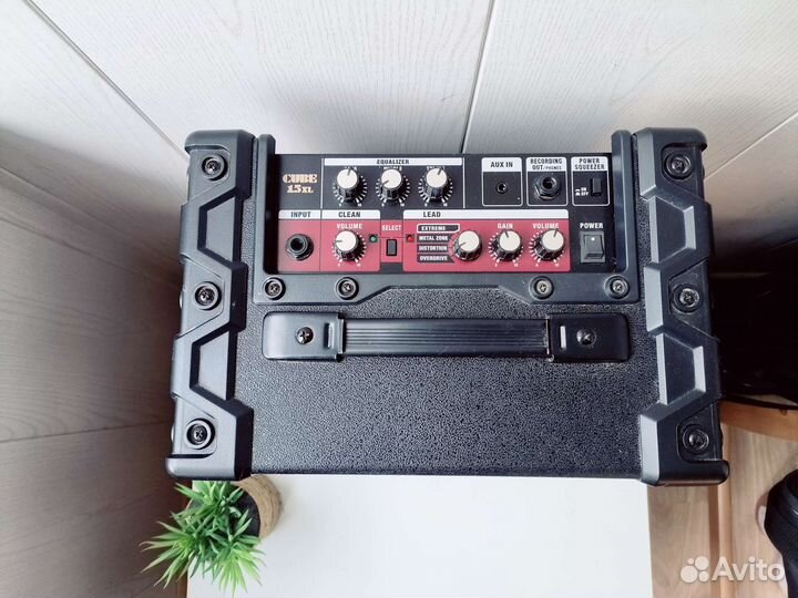 Комбоусилитель Roland Cube 15XL