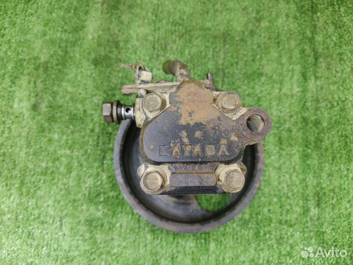 Насос гур Mitsubishi space runner