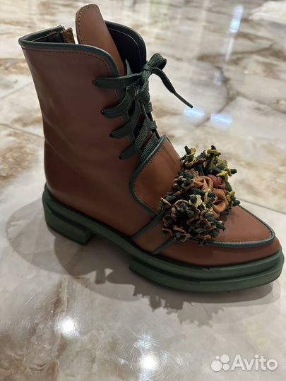 Ботинки из Греции