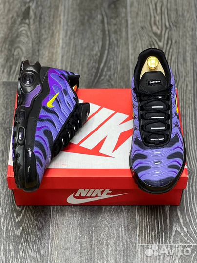 Кроссовки Nike Air Max Tn Plus