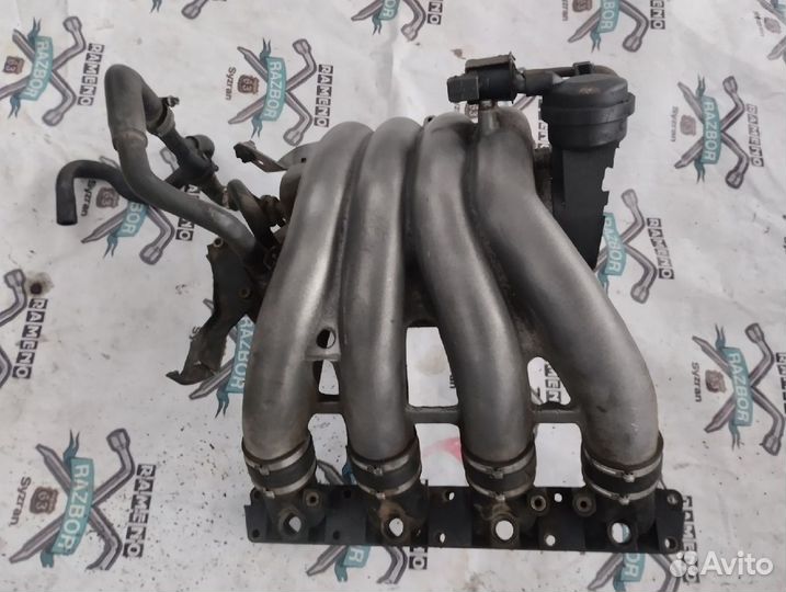 Коллектор впускной Volkswagen Passat B5