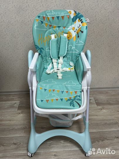 Стул для кормления на колесах