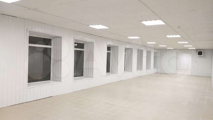 Торговое помещение, 330м²