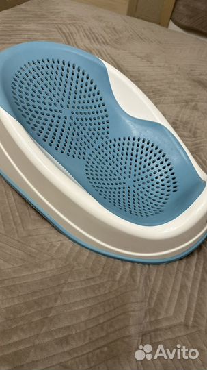 Горка и ванночка для купания новорожденного