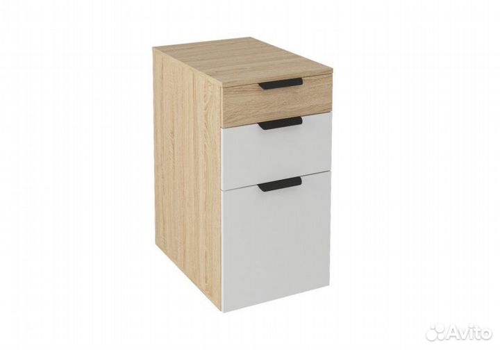 Тумба с тремя ящиками