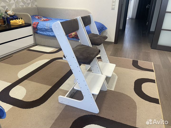 Детский растущий стул бу, с комплектом подушек