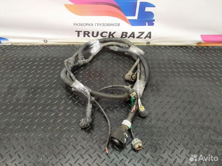 81254595055 Проводка фары правой