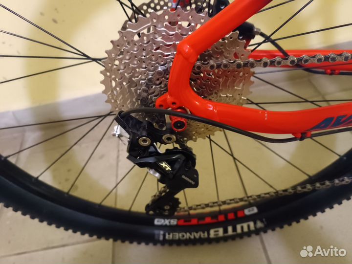 Велосипед GT avalanche comp 29