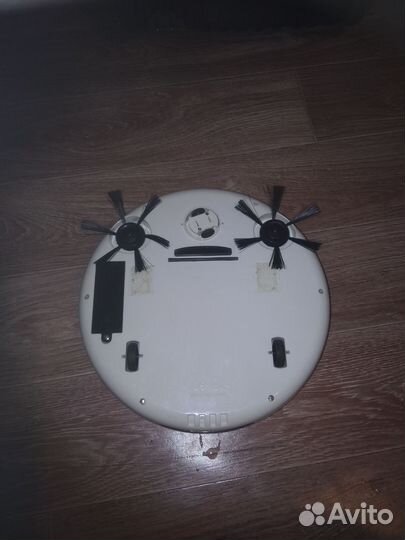 Робот пылесос Bowal