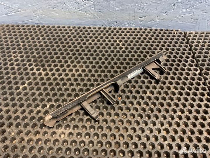 Декоративные накладки салона переднее левое Audi