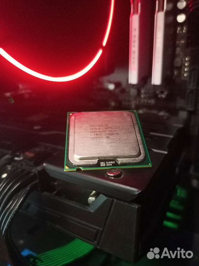 Процессор Intel Core 2 duo E4300