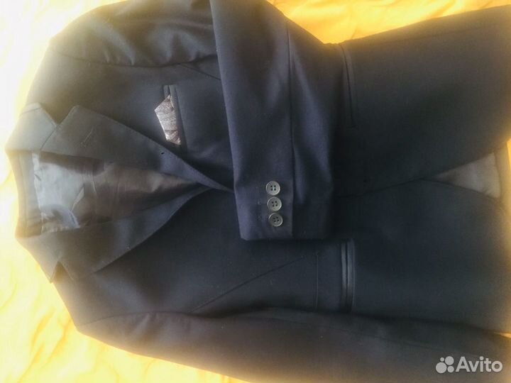 Пиджак на мальчика 134-140