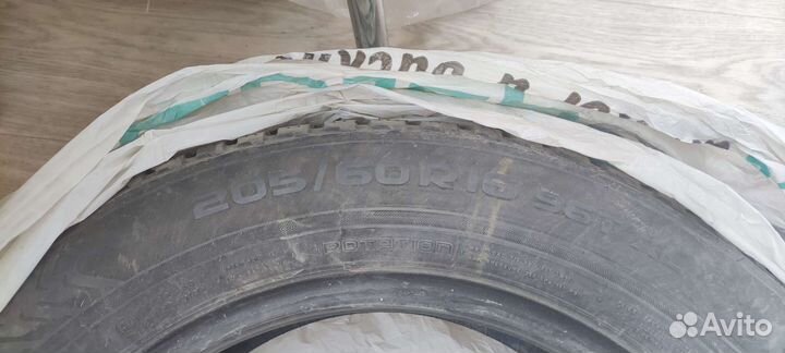 Nokian Tyres Hakkapeliitta 8 205/60 R16