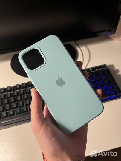 Чехол на iPhone 12 новый