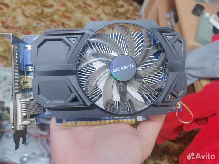 Видеокарта Radeon R7 250