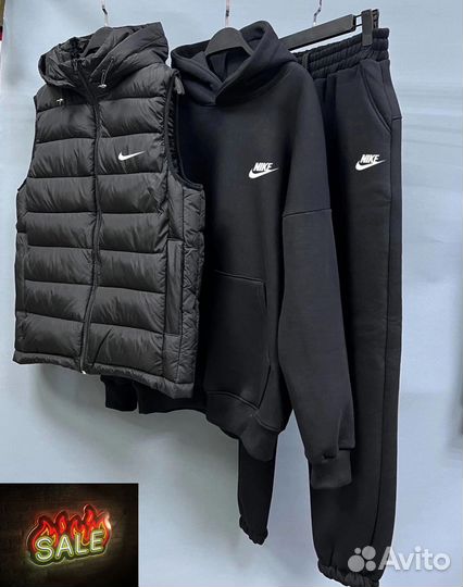 Спортивный костюм Nike