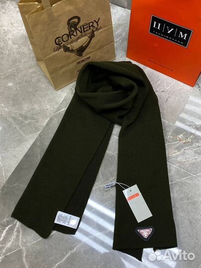 Шарф Prada