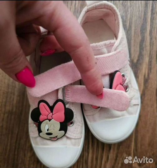 Кеды на девочку sinsay minnie mouse