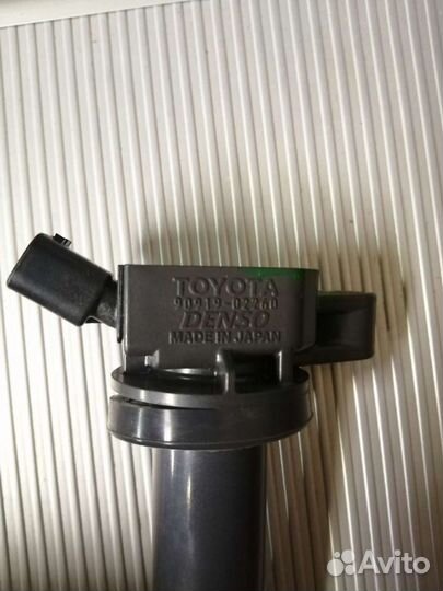 Катушка зажигания Toyota 90919-02260