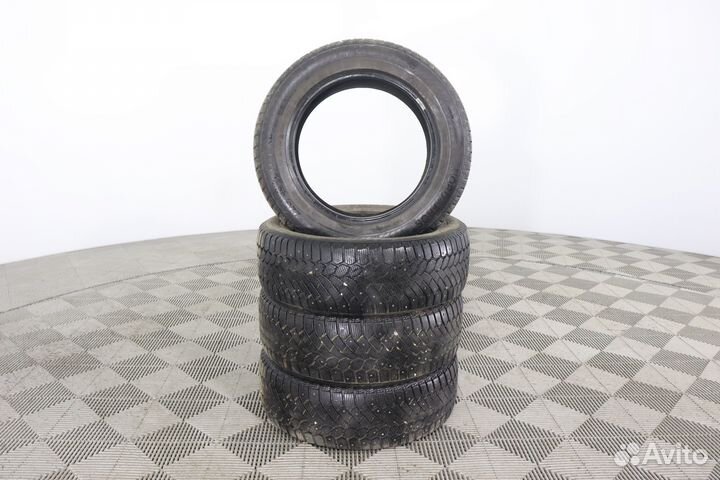 Gislaved Nord Frost 200 225/60 R17