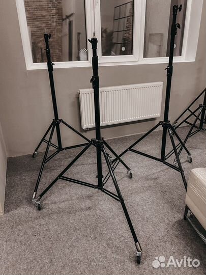 Стойка-тренога Godox 290F с колесиками