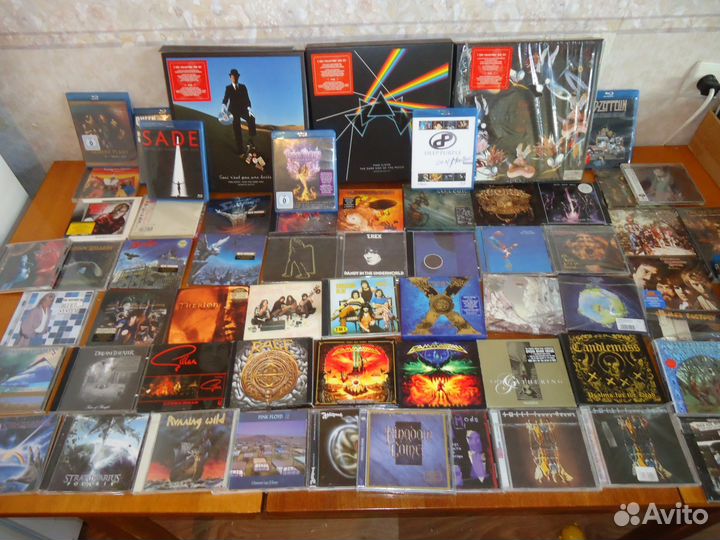 Фирменные компакт диски.пластинки.блю рзй