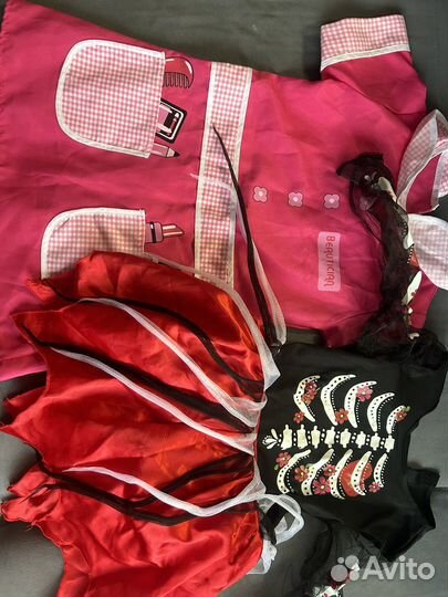 Костюм пчелки на 3-4 года+ в подарок еще 2 наряда