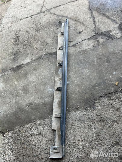 Порог правый пластиковый Honda CR-V 2