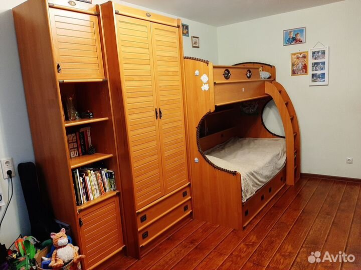 Кровать двухярусная 