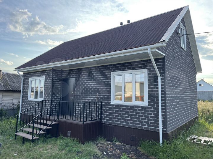 Дом 63 м² на участке 4 сот.