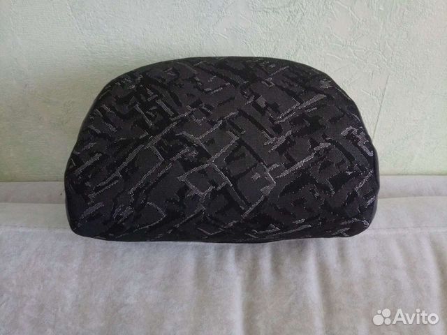 Подголовник