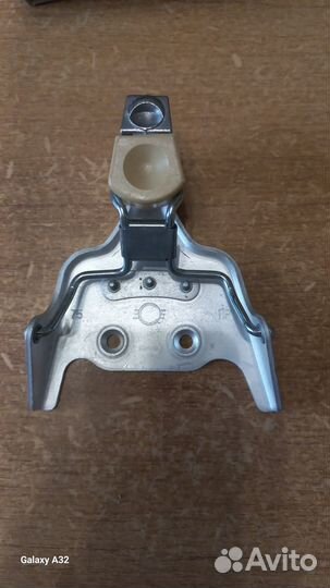 Крепления жесткие для лыж СССР