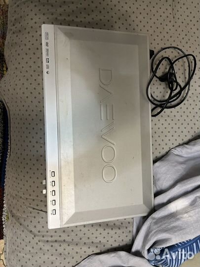 DVD проигрыватель daewoo DV-710S