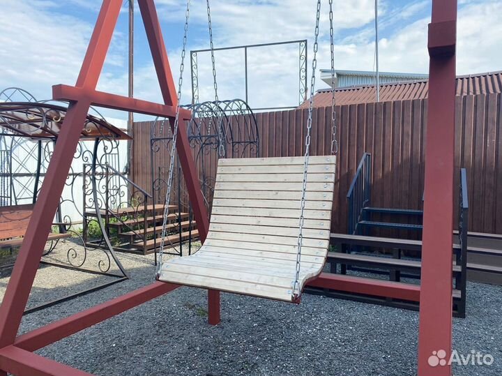 Качели уличные