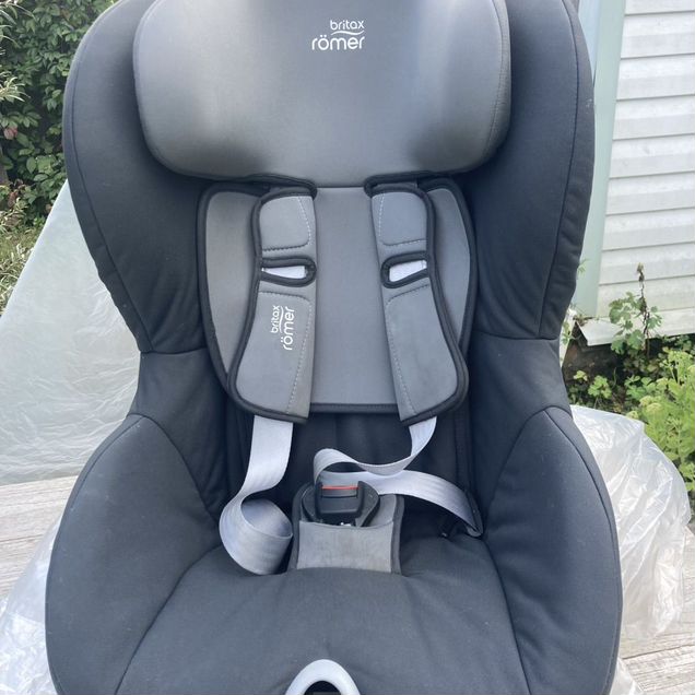 Автомобильное кресло britax romer king 2