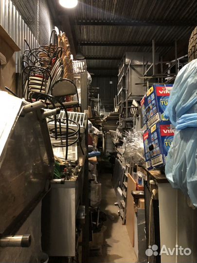 Мебель и техника для столовой