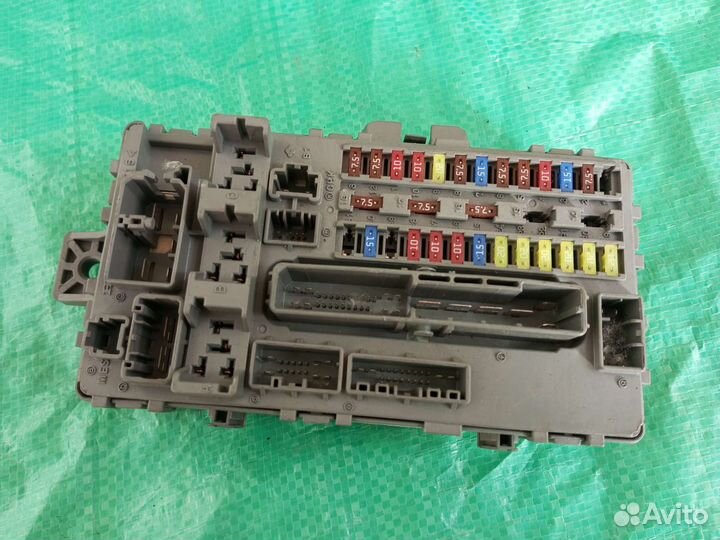 Блок предохранителей салонный Honda Accord CW1